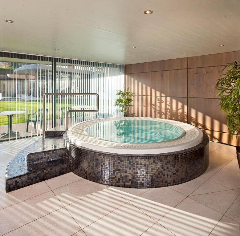 Logis Hotel Restaurant Muller Niederbronn-les-Bains Bagian luar foto